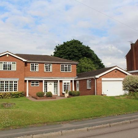 Unwind In Comfort At Cosy Caradus Your 4 Bedroom Home Sweet Home! Birmingham Exteriér fotografie