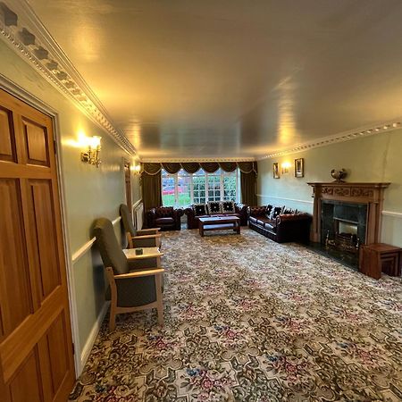 Unwind In Comfort At Cosy Caradus Your 4 Bedroom Home Sweet Home! Birmingham Exteriér fotografie