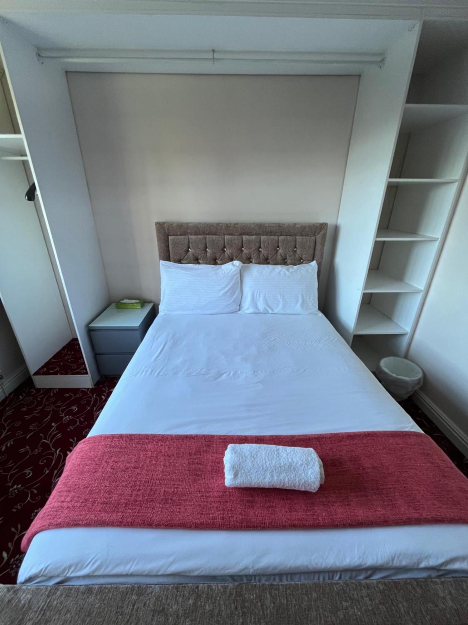 Unwind In Comfort At Cosy Caradus Your 4 Bedroom Home Sweet Home! Birmingham Exteriér fotografie