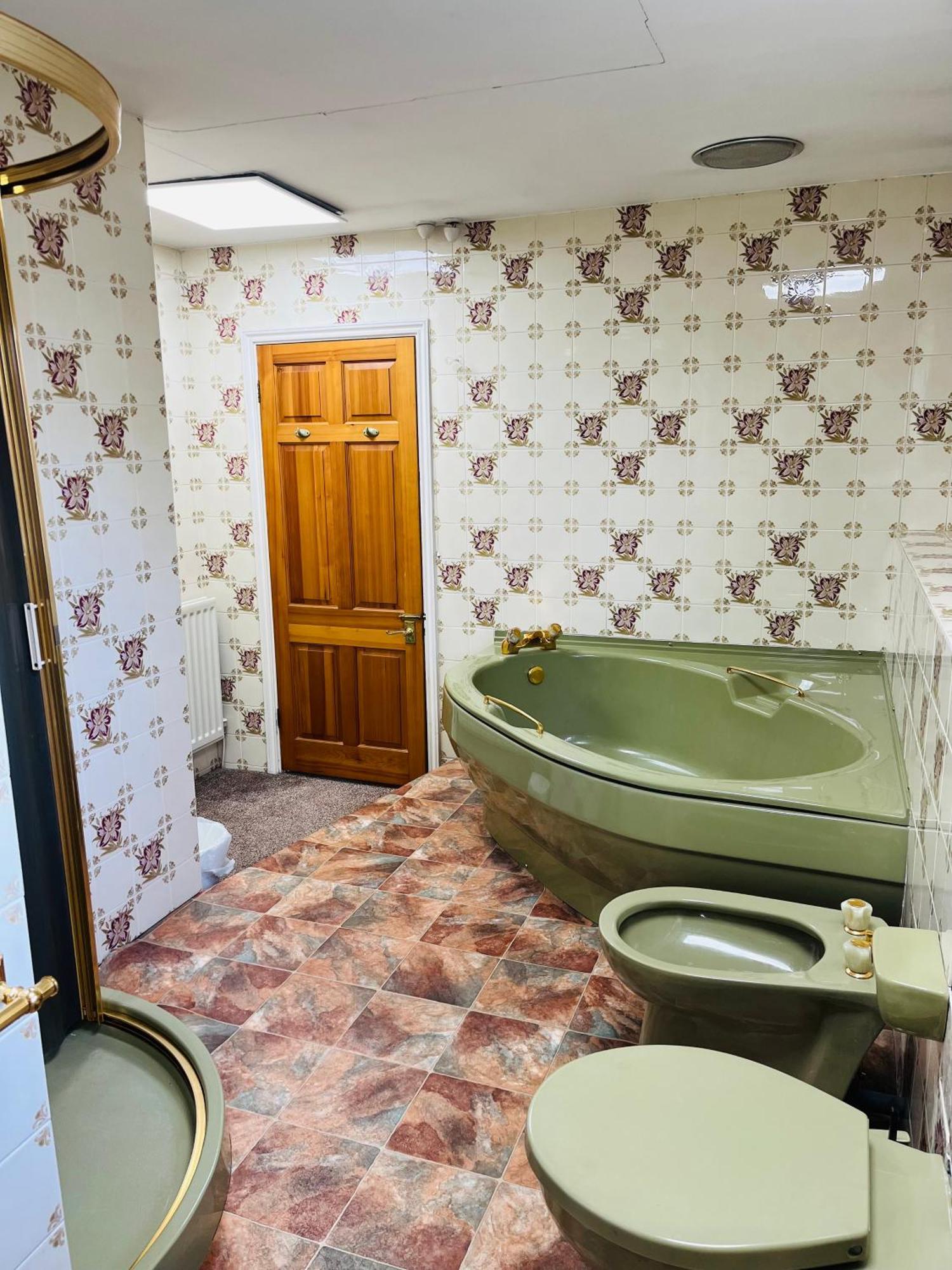 Unwind In Comfort At Cosy Caradus Your 4 Bedroom Home Sweet Home! Birmingham Exteriér fotografie